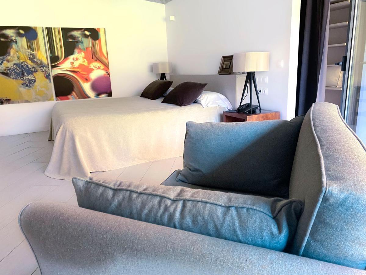 Caeaclaveles Hotel 4*